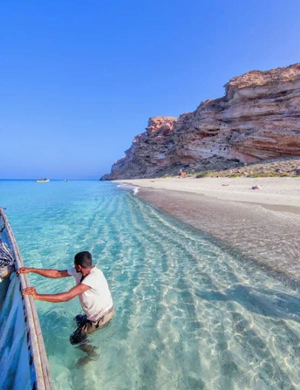 yemen, socotra, hadramaut, seiyun, shibam, wadi dawan, deserto, qalanisyah, laguna detwah, viaggio, tour, campo tendato, mar rosso
